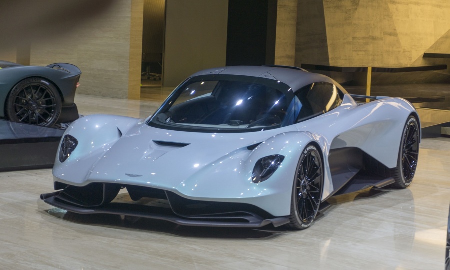 1.000 ίππων και με ονομασία Valhala πιθανά η νέα Aston Martin