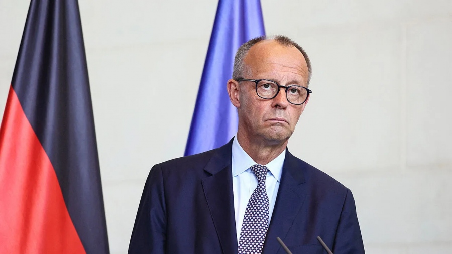 Βέλη Merz (Γερμανία) κατά Orban (Ουγγαρία): Πήγε στη Ρωσία «χωρίς εντολή της ΕΕ»