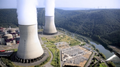 Η Γαλλία διακόπτει την παραγωγή πυρηνικής ενέργειας, εν μέσω καύσωνα που σπάει κάθε ρεκόρ