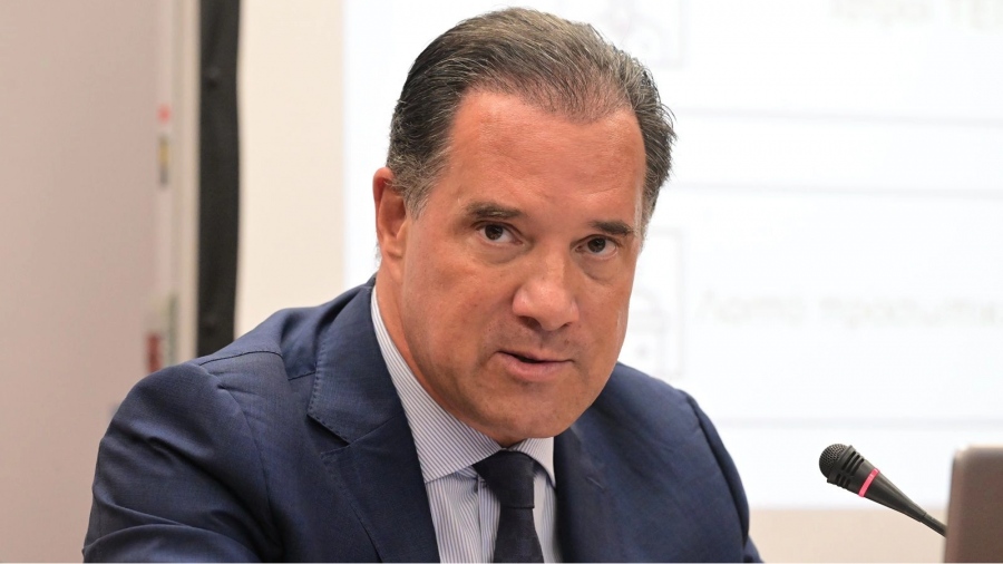 Συνωμοσιολογίας το ανάγνωσμα - «Περίεργα πράγματα», λέει ο Γεωργιάδης για τη φωτιά στο Τζάνειο