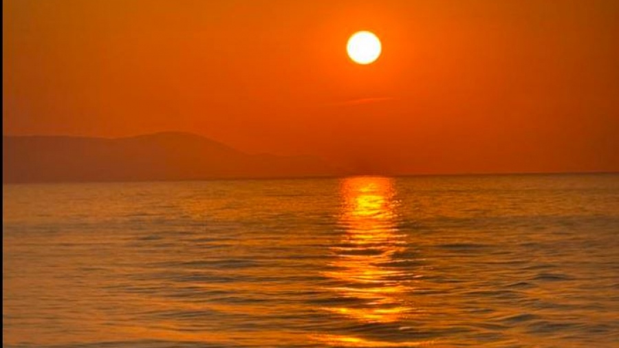 Στο σπίτι του κρεμασμένου δεν μιλάνε για σχοινί...ούτε για ηλιοβασιλέματα