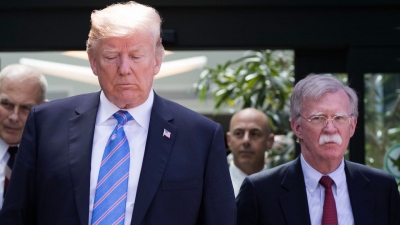 Ξέσπασμα οργής Trump κατά Bolton: Είναι ένα ρεμάλι, ένας ανόητος που θέλει μόνο πόλεμο