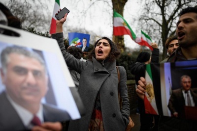 Γερμανία: Παρακολουθούμε με ανησυχία τις εξελίξεις στο Ιράν - Οι διαδηλωτές αξίζουν σεβασμό