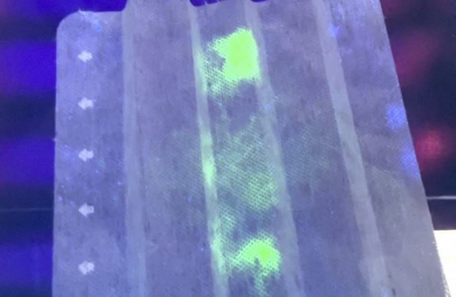 Γιαπωνέζικες μάσκες φωσφορίζουν όταν έρθουν σε επαφή με κορωνοϊό