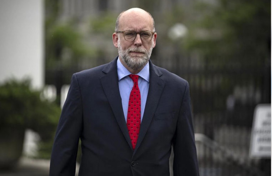 Ο Musk ήταν ο χρήσιμος ηλίθιος του Trump – Ήρθε η ώρα του πραγματικού αφεντικού του DOGE – Ποιος είναι ο Russell Vought