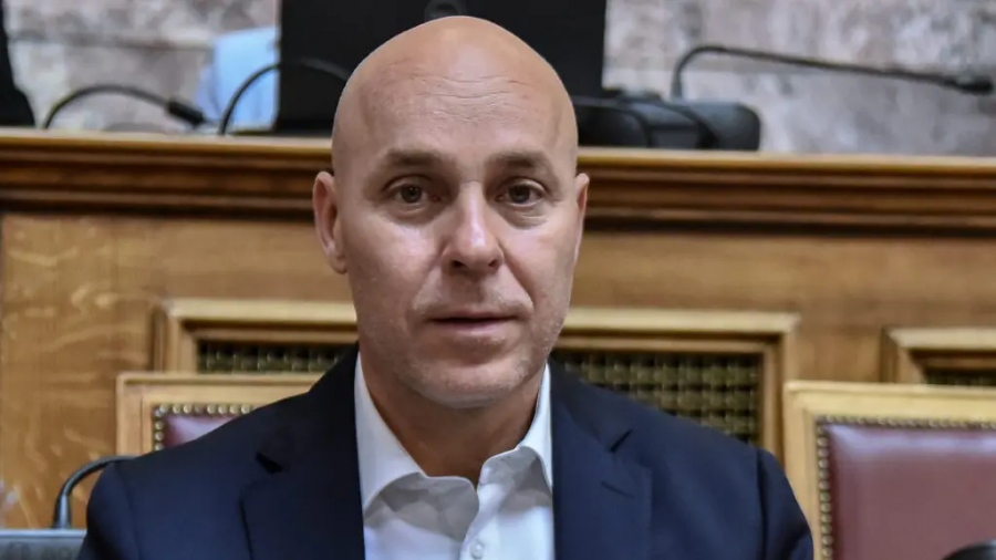 Το Πόθεν Έσχες αποκάλυψε τον γάμο του Γιώργου Αμυρά με τον σύντροφό του