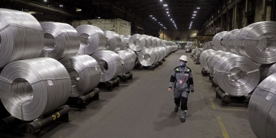 Capital Economics. Άχρηστες οι νέες κυρώσεις της Δύσης στα ρωσικά μέταλλα