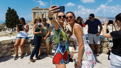 Come back των Βρετανών το 2022 - Μεγάλες απειλές για την Ελλάδα η φθηνή Τουρκία και οι αυξήσεις στα ελληνικά πακέτα