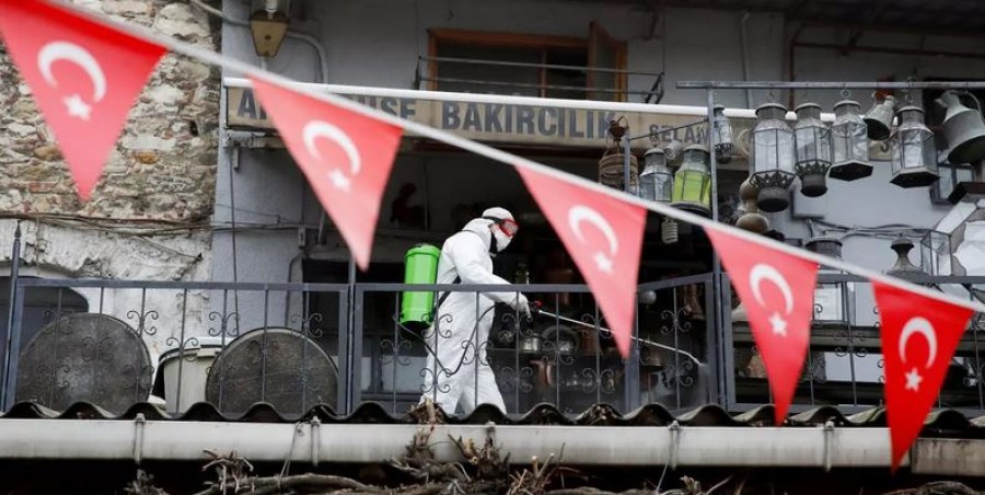 Τουρκία: Πάνω από 7.000 νεκροί από επιπλοκές του  Covid -19, ραγδαία αύξηση κρουσμάτων