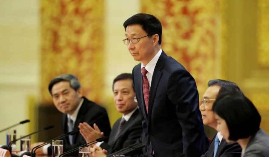 Με άνοιγμα της αγοράς και μεταρρυθμίσεις απαντά η Κίνα στον προστατευτισμό των ΗΠΑ