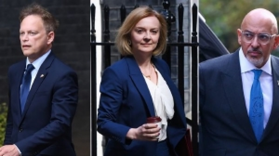 Τέσσερις οι ισχυροί «δελφίνoι» στο ράλι διαδοχής του Johnson: Sunak, Truss, Zahawi, Shapps