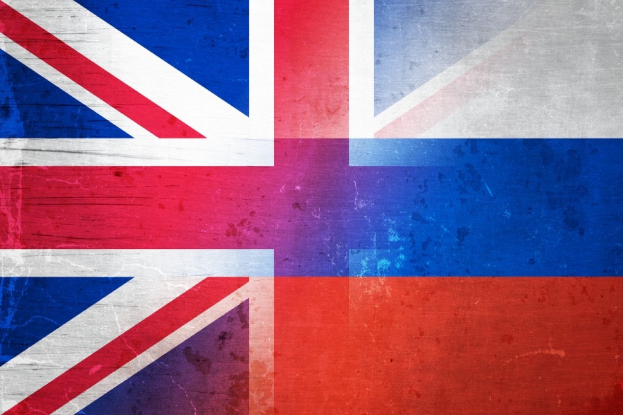 Μ. Βρετανία: Μην παρασυρθούμε από τη Ρωσία – Δεν αποσύρονται από την Ουκρανία