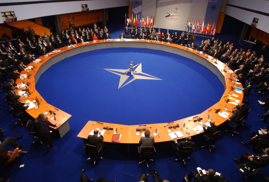Lawrence Wilkerson (Συνταγματάρχης ΗΠΑ): Το ΝΑΤΟ θα διαλυθεί σε 12 με 15 μήνες...