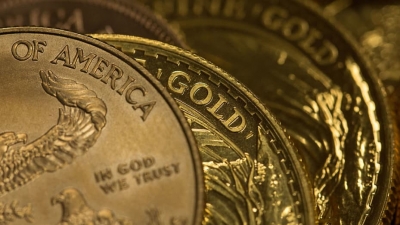 Αδυσώπητος νομισματικός πόλεμος: Η Ρωσία επιβάλλει το νέο «κανόνα του χρυσού» για να καταστρέψει την αξία του δολαρίου