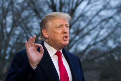 ΗΠΑ: Ο πρόεδρος Trump θέλει να ενισχύσει τους ελέγχους για την αγορά όπλων