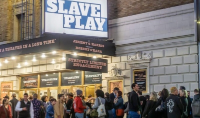 Λονδίνο: Θεατρική ομάδα ανεβάζει παραστάσεις μόνο για μαύρους - «Για να διαφυλάξουμε το κοινό από επίμονα λευκά βλέμματα»