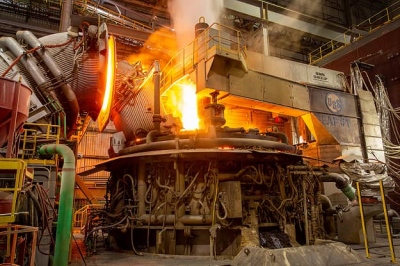 Wall Street: «Ράλι» 30% στη μετοχή της US Steel μετά την άρνηση εξαγοράς από την Cleveland-Cliffs