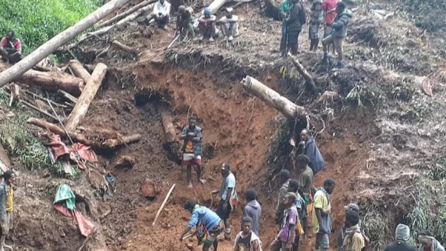 Τρεις νεκροί ανασύρθηκαν μετά την φονική κατολίσθηση στην Παπούα - Νέα Γουϊνέα - Στα 670 τα φερόμενα θύματα