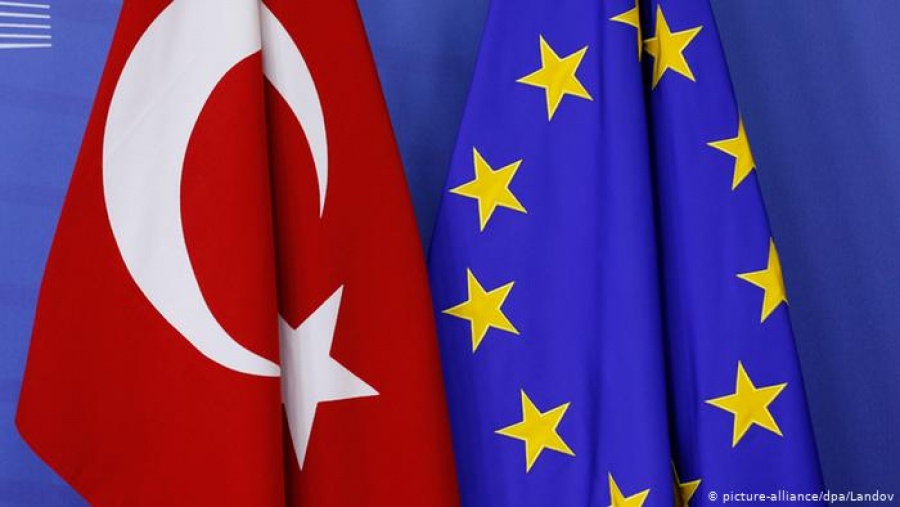 ΕΕ: Παράνομες οι γεωτρήσεις της Τουρκίας - Παγώνουν οι συνομιλίες για την τελωνειακή ένωση