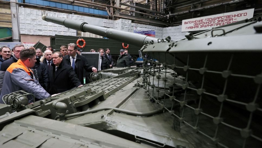 Medvedev: Αυξάνουμε την παραγωγή τανκς σε μία πρώτη απάντηση στην ενίσχυση της Ουκρανίας από τη Δύση