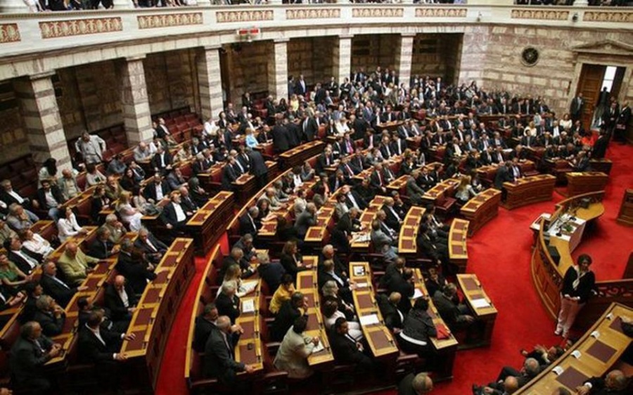 Βουλή - Προγραμματικές δηλώσεις: Οι σημαντικότερες τοποθετήσεις υπουργών και βουλευτών