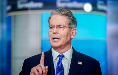 Bessent: Πάνω από 300 δισ. δολ τα έσοδα από δασμούς, θα μειώσουμε το χρέος – Θα αποκτήσουμε  μερίδιο στην Intel