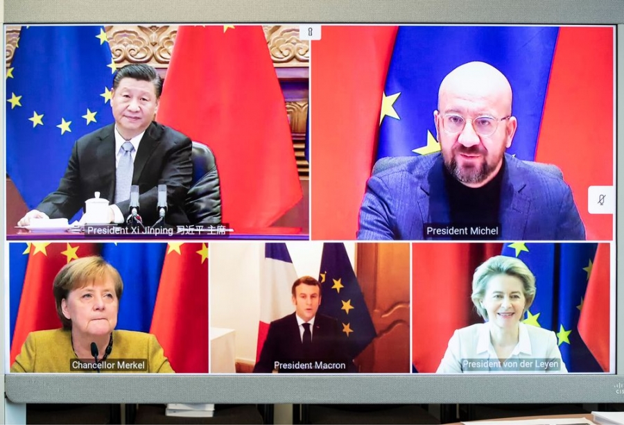 Bloomberg: Η Κίνα επιβεβαιώνει τις επαφές με Γαλλία και Γερμανία