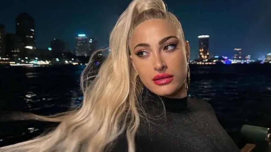 Στα δικαστήρια η Ιωάννα Τούνη για την υπόθεση εκδικητικής πορνογραφίας – «Ελπίζω να έρθουν και οι δύο κατηγορούμενοι»