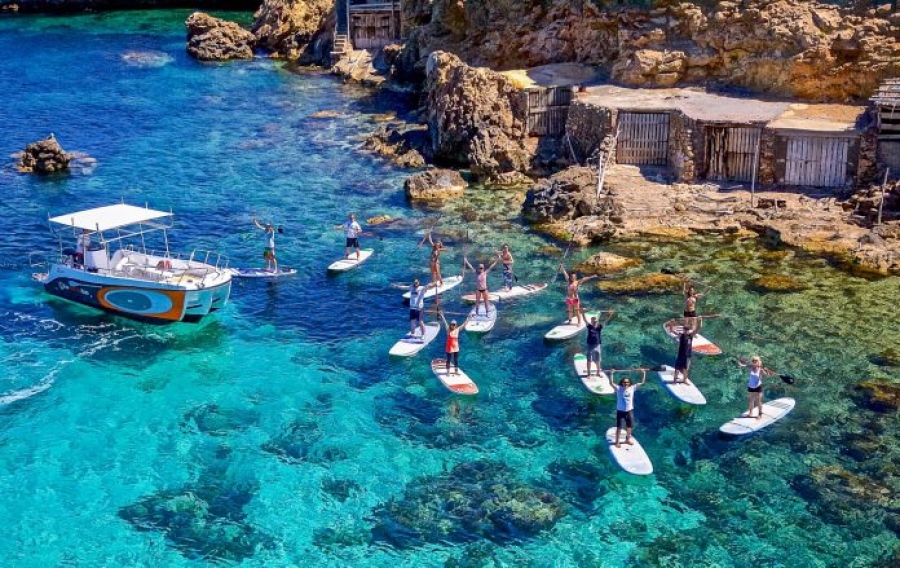 Που πάνε για last minute καλοκαιρινές διακοπές οι Βρετανοί