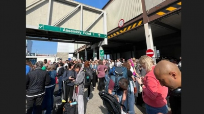 Εκκενώνεται το αεροδρόμιο του Gatwick στο Λονδίνο
