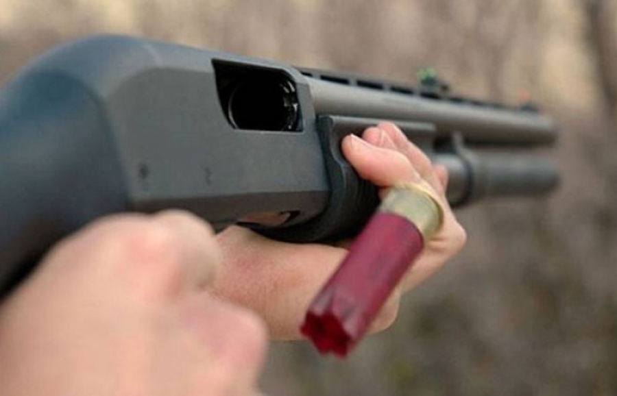 Λαμία: Παππούς «πυροβολούσε» με καραμπίνα τον Θεό γιατί κόλλησε κορωνοϊό - Η καραντίνα τον εξόργισε