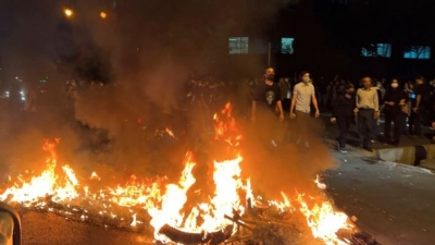 Rapid developments in Iran: Khamenei: The protesters are mercenaries, we have finished their plans – Blood and darkness with an internet blackout