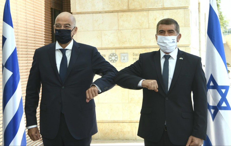 Στο Ισραήλ ο Δένδιας - Διμερείς επαφές με Ashkenazi και Netanyahu για Τουρκία