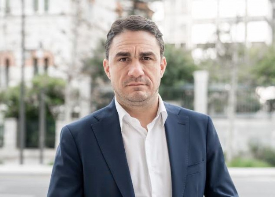 Τσουκαλάς κατά ΝΔ: Το νεοφιλελεύθερο μοντέλο φτηνής απασχόλησης είναι αδιέξοδο - Ο κόσμος της εργασίας αξίζει πολλά περισσότερα