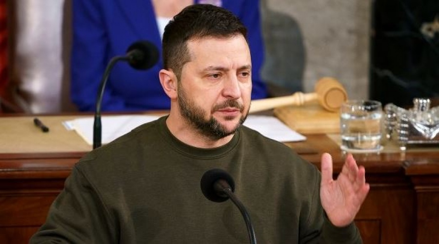 ΗΠΑ: Ο Zelensky εκλιπαρεί αλλά οδηγείται σε ναυάγιο  – Οι Ρεπουμπλικάνοι αρνούνται νέα στρατιωτική βοήθεια στην Ουκρανία