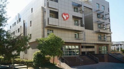 Ιατρικό Παλαιού Φαλήρου - Επιτυχημένη η χειρουργική επέμβαση για τον Θεοφάνη Μπακούλα