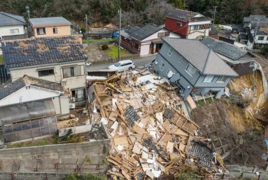 Ιαπωνία: Τουλάχιστον 126 άνθρωποι έχασαν την ζωή τους από τον φονικό σεισμό, περισσότεροι από 200 αγνοούνται