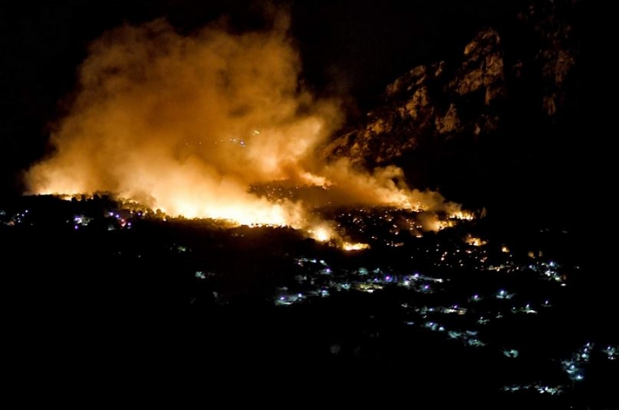 Καταστροφική πυρκαγιά στα Γεράνεια Όρη: Έγιναν στάχτη πανω απο 71.000 στρέμματα