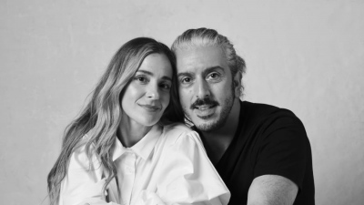 Ο γιος του Μάνου Χατζιδάκι καταγγέλλει την παγκόσμια περιοδεία Μποφίλιου-Χαρούλη