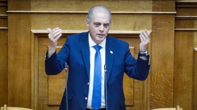 Βελόπουλος: Για κάθε ΟΠΕΚΕΠΕ φταίει το ρουσφετολογικό κράτος που φτιάξατε -  Ο πρωθυπουργός έκανε ένα διάγγελμα με ευχές