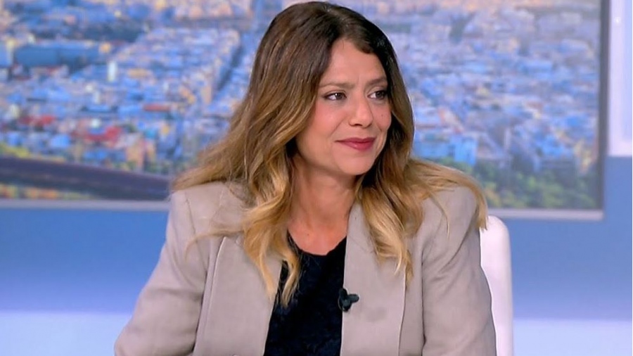 Δάγκα (KKE) για τεκνοθεσία ομόφυλων ζευγαριών: Προβληματισμός για τη διαγραφή κάθε αναφοράς σε «πατρότητα» και «μητρότητα»