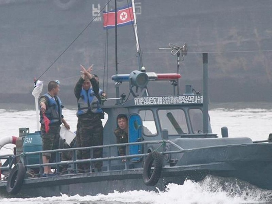 Η ρωσική ακτοφυλακή συνέλαβε δύο λαθρεμπορικά σκάφη της Βόρειας Κορέας στην Θάλασσα της Ιαπωνίας