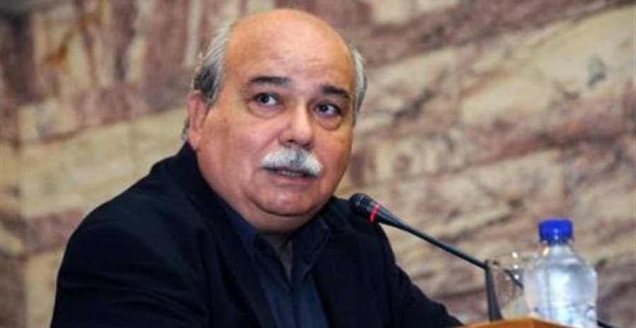 Βούτσης: Διαψεύδει κατηγορηματικά τα περί παραίτησης του γ.γ. της Βουλής Κ. Αθανασίου