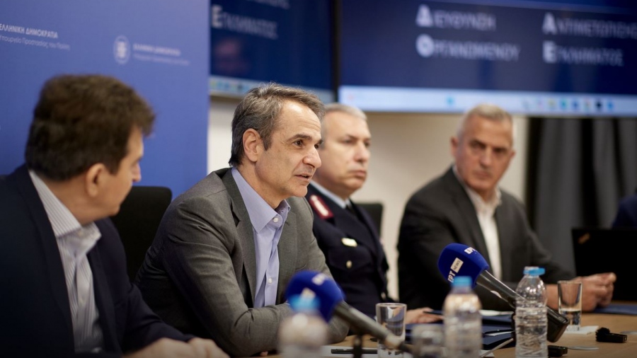 Στη Διεύθυνση Αντιμετώπισης Οργανωμένου Εγκλήματος ο Μητσοτάκης: Δεν υπάρχουν άβατα, ούτε συμμορίες πέραν του νόμου