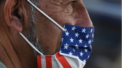 ΗΠΑ – CDC: Επιστροφή της μάσκας σε κλειστούς χώρους για ανεμβολίαστους και μη στο 90% της επικράτειας