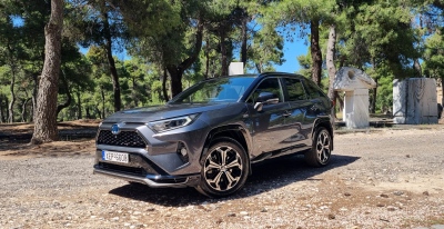 Δοκιμάζουμε το Toyota RAV4 Plug in Hybrid