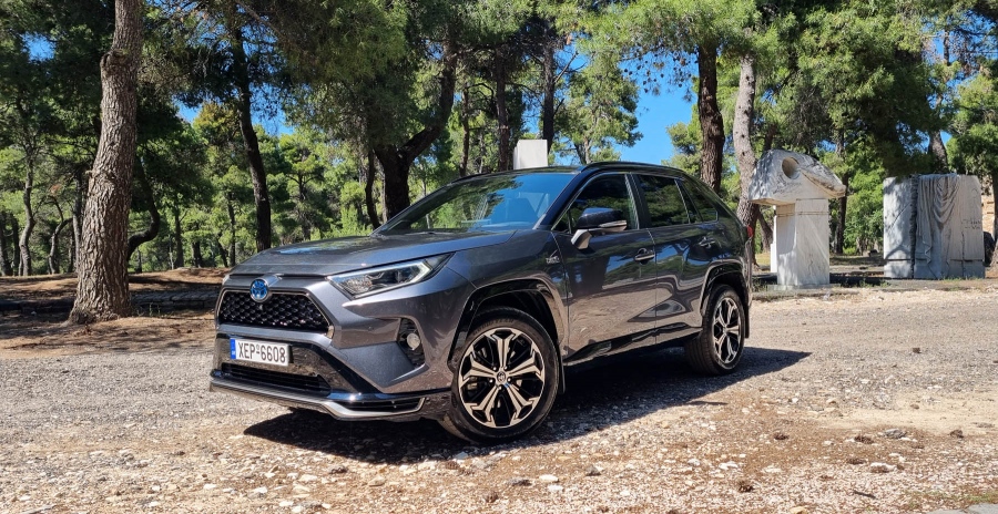 Δοκιμάζουμε το Toyota RAV4 Plug in Hybrid