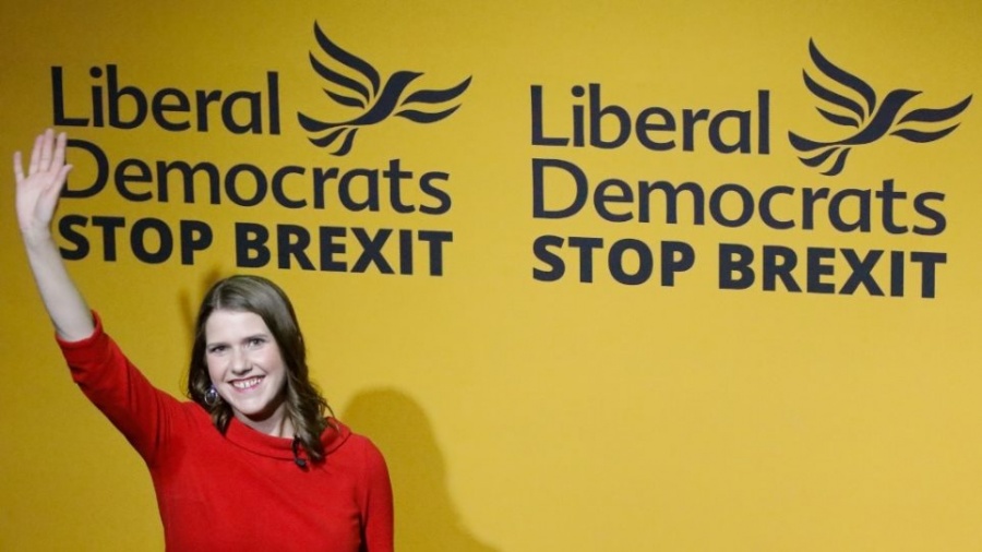 Βρετανία: Η Jo Swinson νέα αρχηγός των Φιλελεύθερων Δημοκρατών