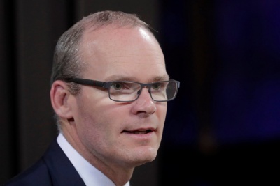 Coveney (ΥΠΕΞ Ιρλανδίας): Αν δεν περάσει η συμφωνία May για το Brexit η Βρετανία θα βρεθεί σε μια χαοτική έξοδο