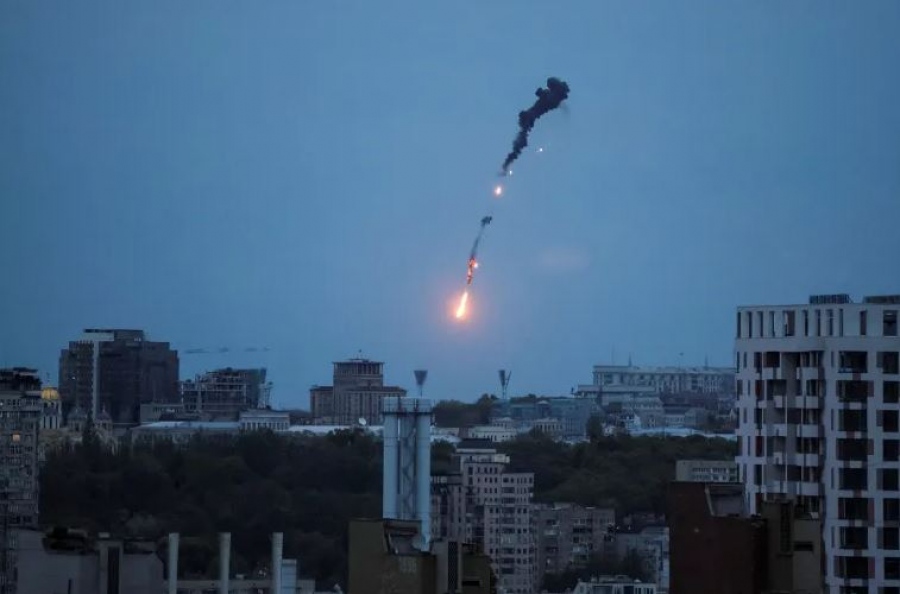 Νέα μαζική ρωσική επίθεση με drones κατά του Κιέβου – Ουκρανία: Καταρρίψαμε 15
